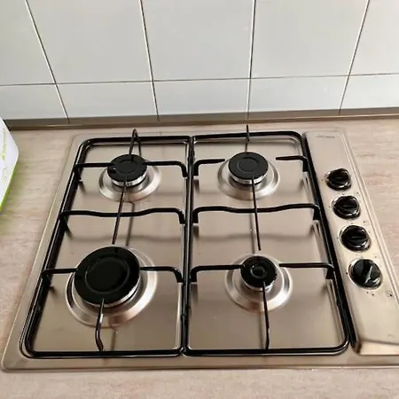 Apartment Spacious Near Arno River