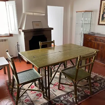 Bright Flat By Arno River, Walk Everywhere *