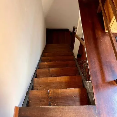 Spacious Near Arno River Apartment *